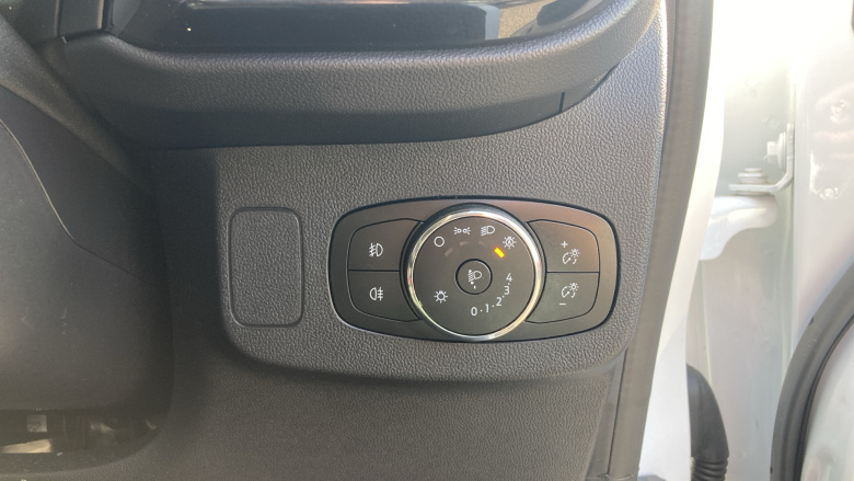 Ford Puma 1.0 EcoBoost Hybrid mHEV Titanium 5dr Petrol Hatchback